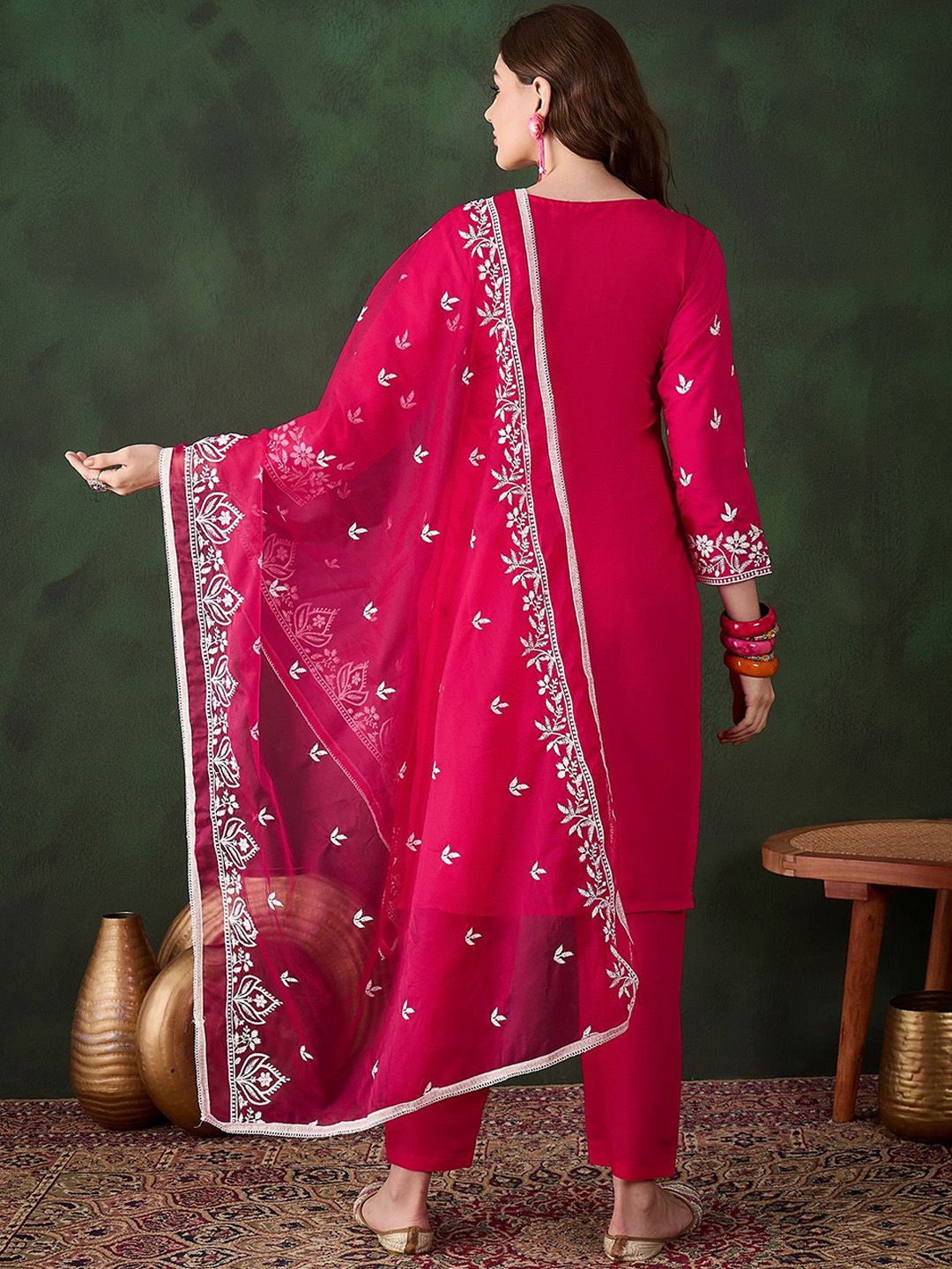 Sangria Pink Floral Embroidered Thread Work Pure Cotton Kurta & Trousers & Dupatta