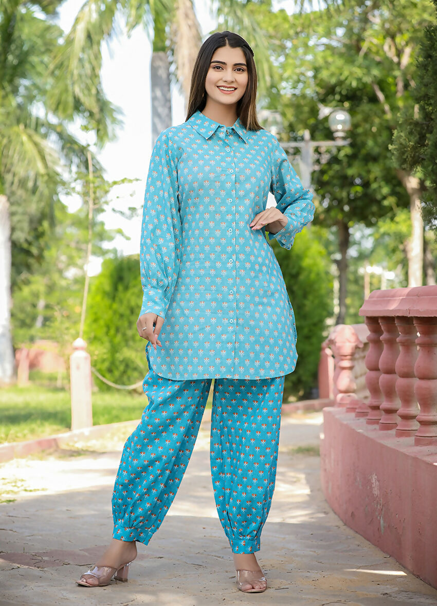 Kaajh Women's Sky Blue Printed Cotton Kurta Pant Set - Distacart