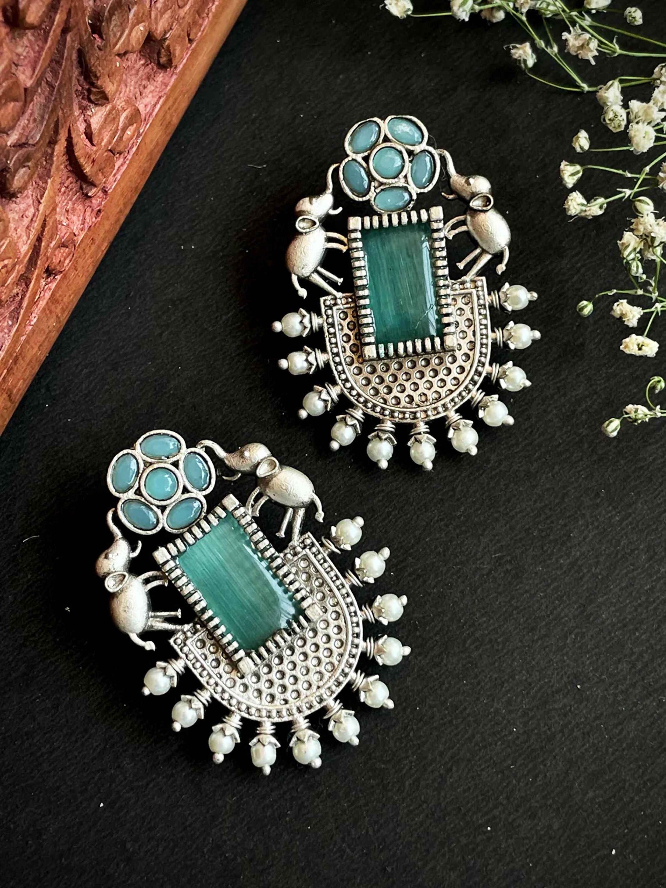 Joban Fashion Women C Green Silver Replica Big Monalisa Stone Stud Earring
