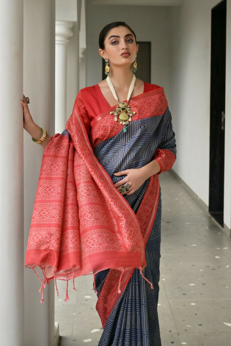Vishnu Weaves Women's Red Soft Tussar Silk Printed Saree with Blouse