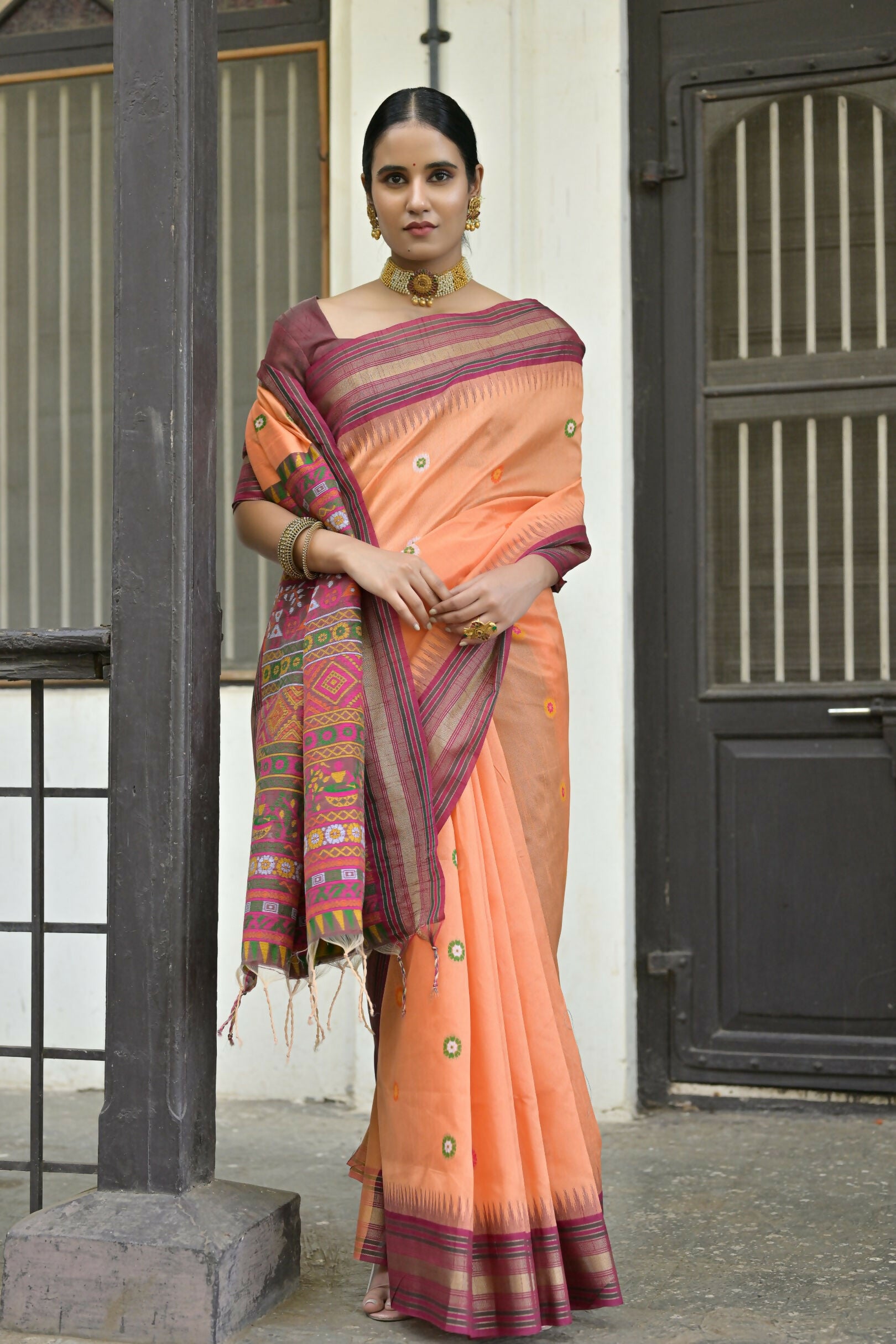 Vishnu Weaves Women's Orange Handloom Raw Silk Saree with Blouse - Distacart