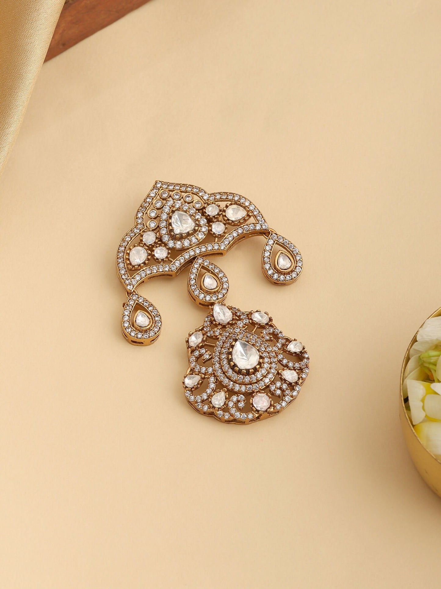 Ruby Raang Chaand Jhoomar Brooch - Distacart
