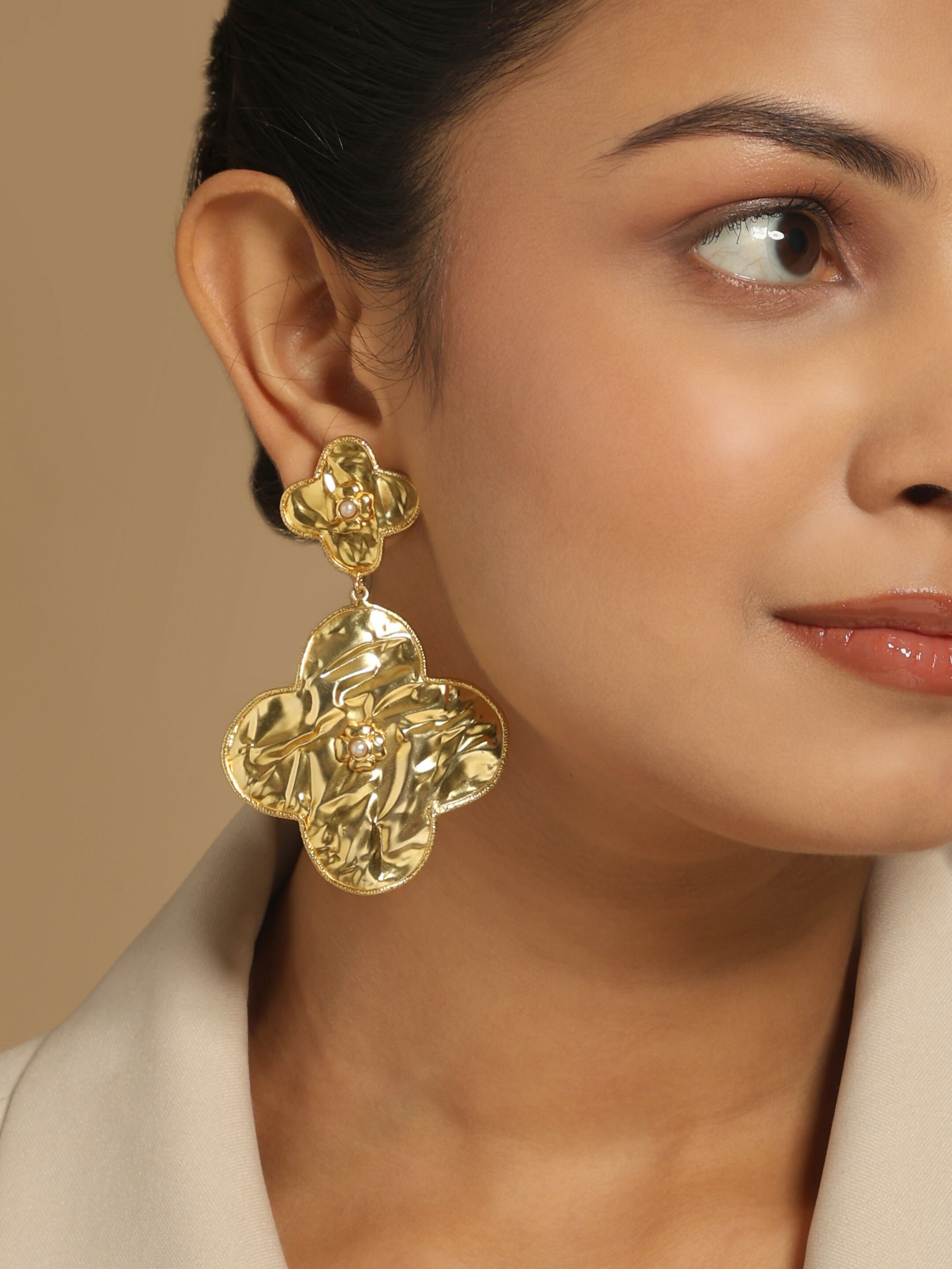 Nuyug 18k Gold-Plated Contemporary Molten Metallic Finish Floral Drop Dangler Earrings