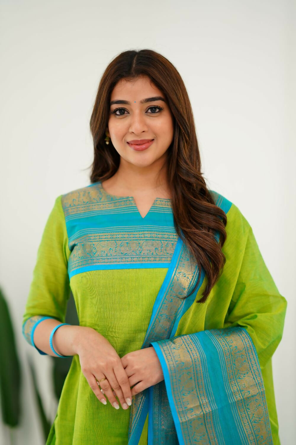 Divine Drape Women's Cotton Printed Straight Kurta With Dupatta - Light Green
