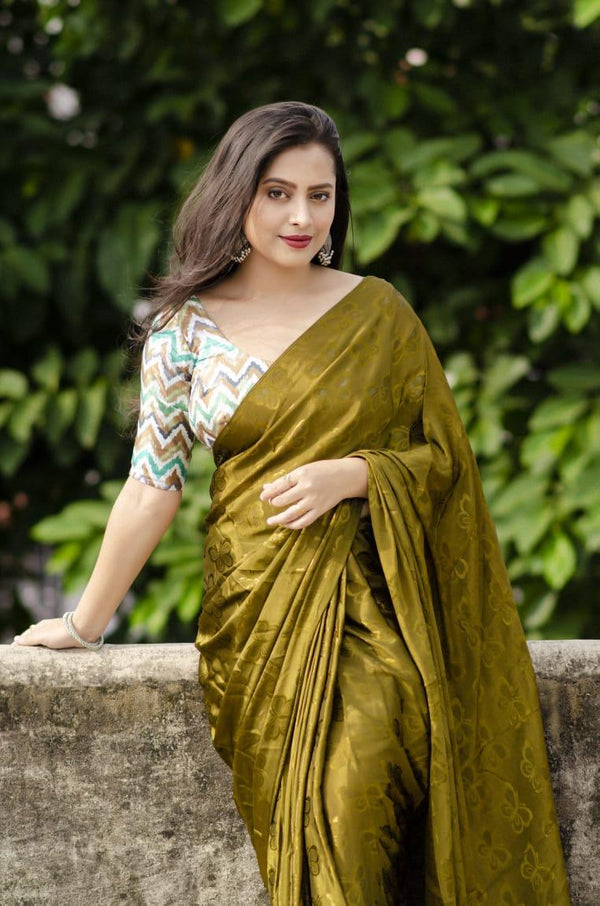 Mehndi Silk Blend Ethnic Motifs Saree with Unstitched Blouse - A2M