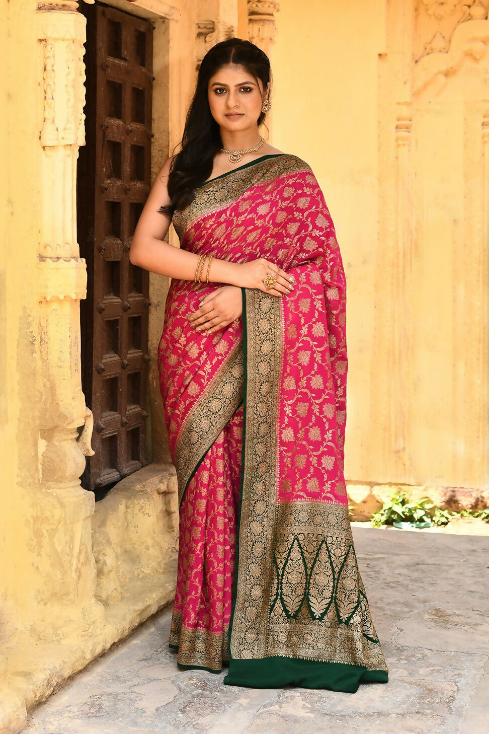 Joban Fashion Pink Crepe Chiffon Pure Handloom Banarasi Silk Saree - Dista