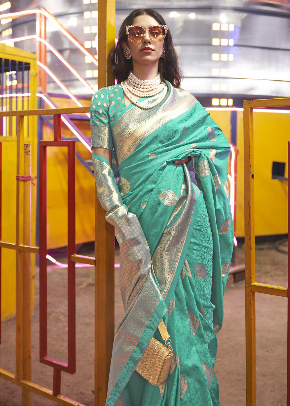 Beautiful Aqua Blue Handloom Weaving Silk Saree - Emponline - Distacart