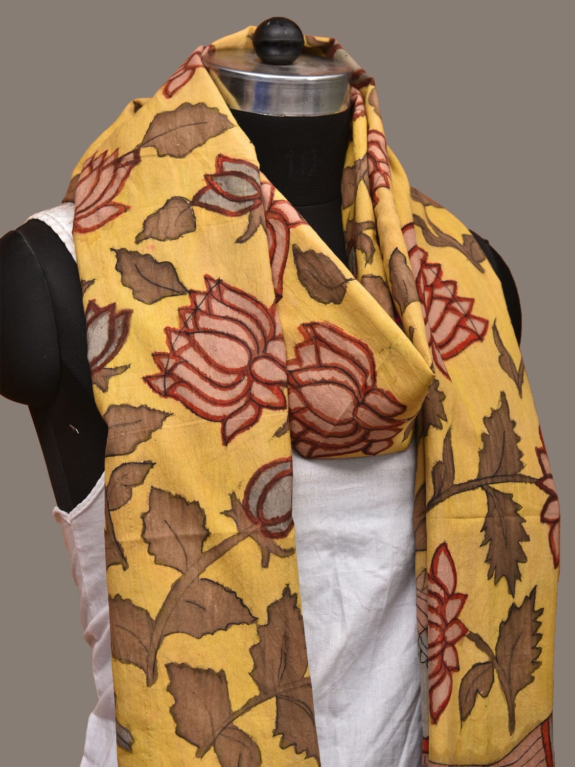 Yellow Kalamkari Hand Painted Cotton Handloom Dupatta with Lotus Flowers Design - Global Threads - Distacart