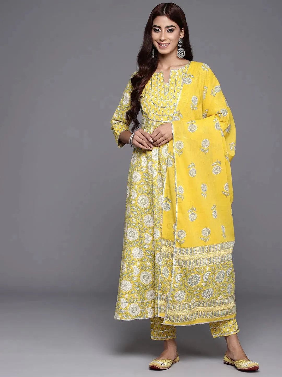https://cdn.shopify.com/s/files/1/0341/4805/7228/files/yellow-yoke-design-cotton-anarkali-kurta-with-trousers-and-dupatta-libas-2.jpg?v=1738926382