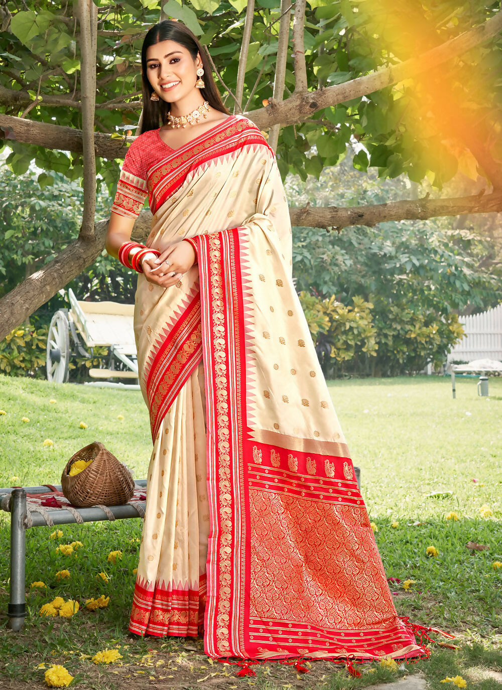 Astita Cream Soft Silk Saree - Distacart