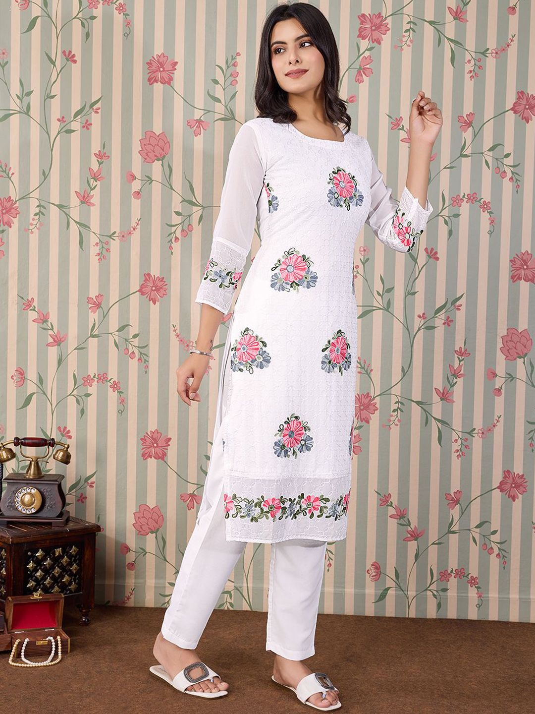 Ode by House of Pataudi Floral Embroidered Thread Work Floral Georgette Straight Kurta - Distacart