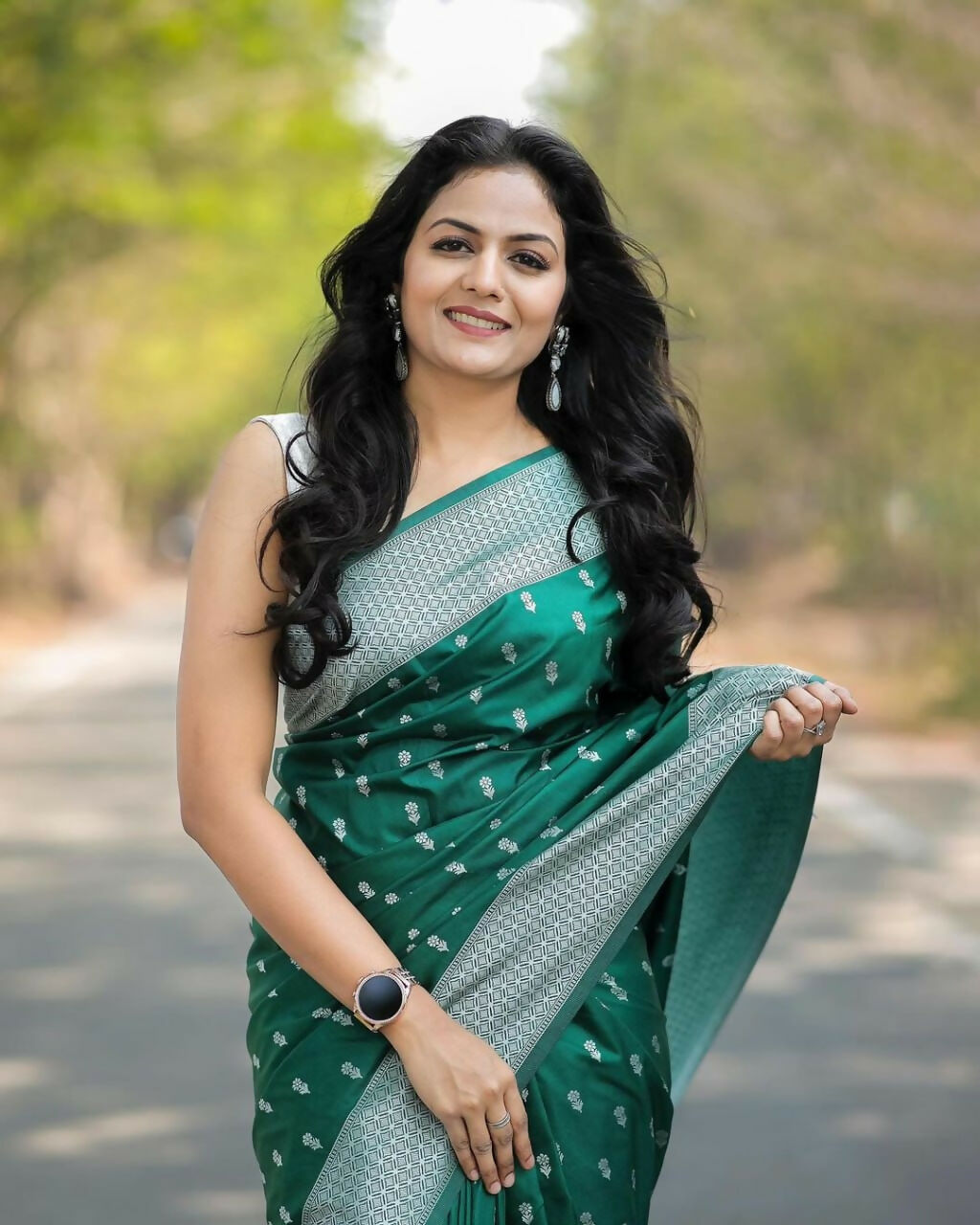 Preksha Creation Banarasi Green Saree With Zari Work - Distacart