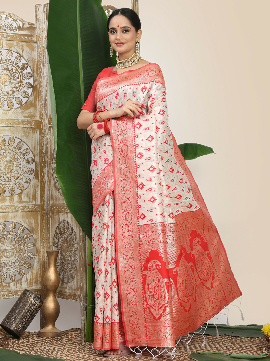 Astita Linen Cotton Red & White Saree