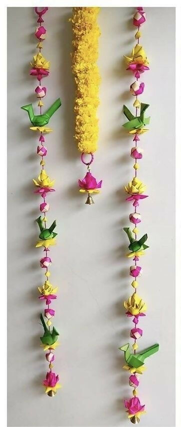 Shuddh Natural Hand Made Palm Leaf Lotus & Parrot Hanging