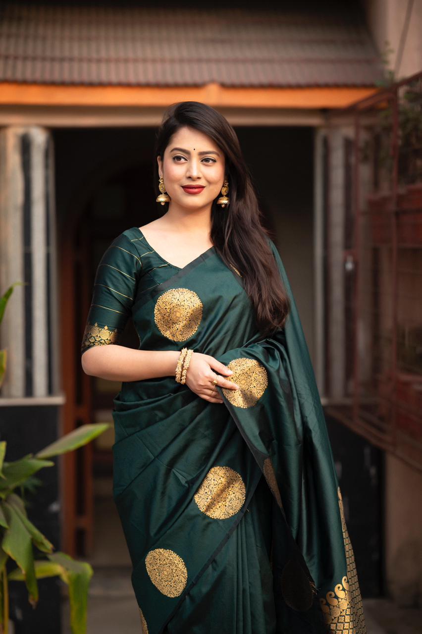 Green Silk Woven Saree with Unstitched Blouse - Hiral Fashion - Distacart