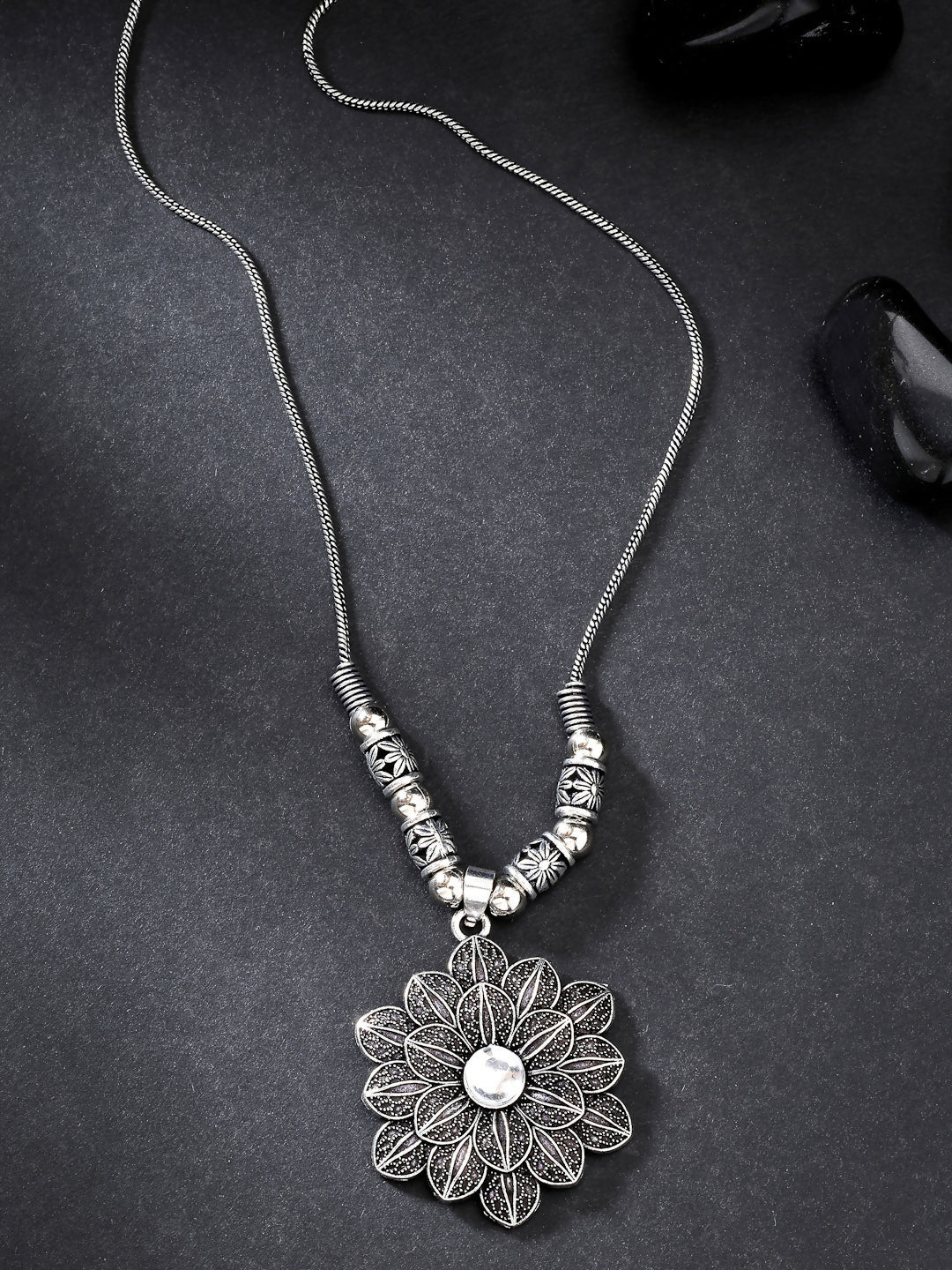NVR Women's Silver-Toned Decent Floral Shape Pendant with Chain - Distacart