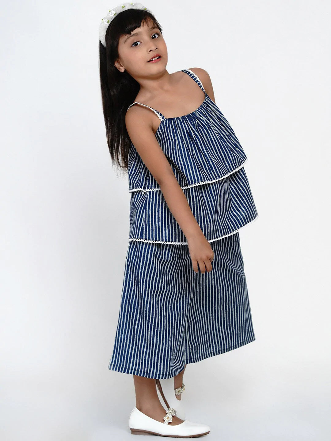 NOZ2TOZ Blue & White Striped Top with Capris For Girls - Distacart