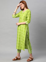 Thumbnail for Kalini Women Green Floral Printed Kurta with Trousers - Distacart