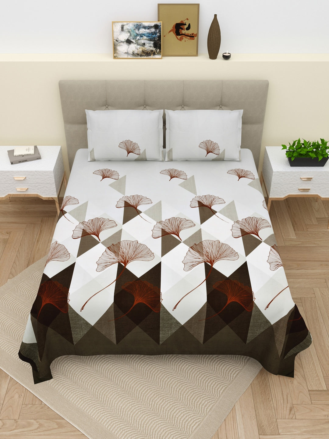 DREAM WEAVERZ Grey & White Geometric Cotton 220 TC Super King Bedsheet & 2 Pillow Covers - Distacart