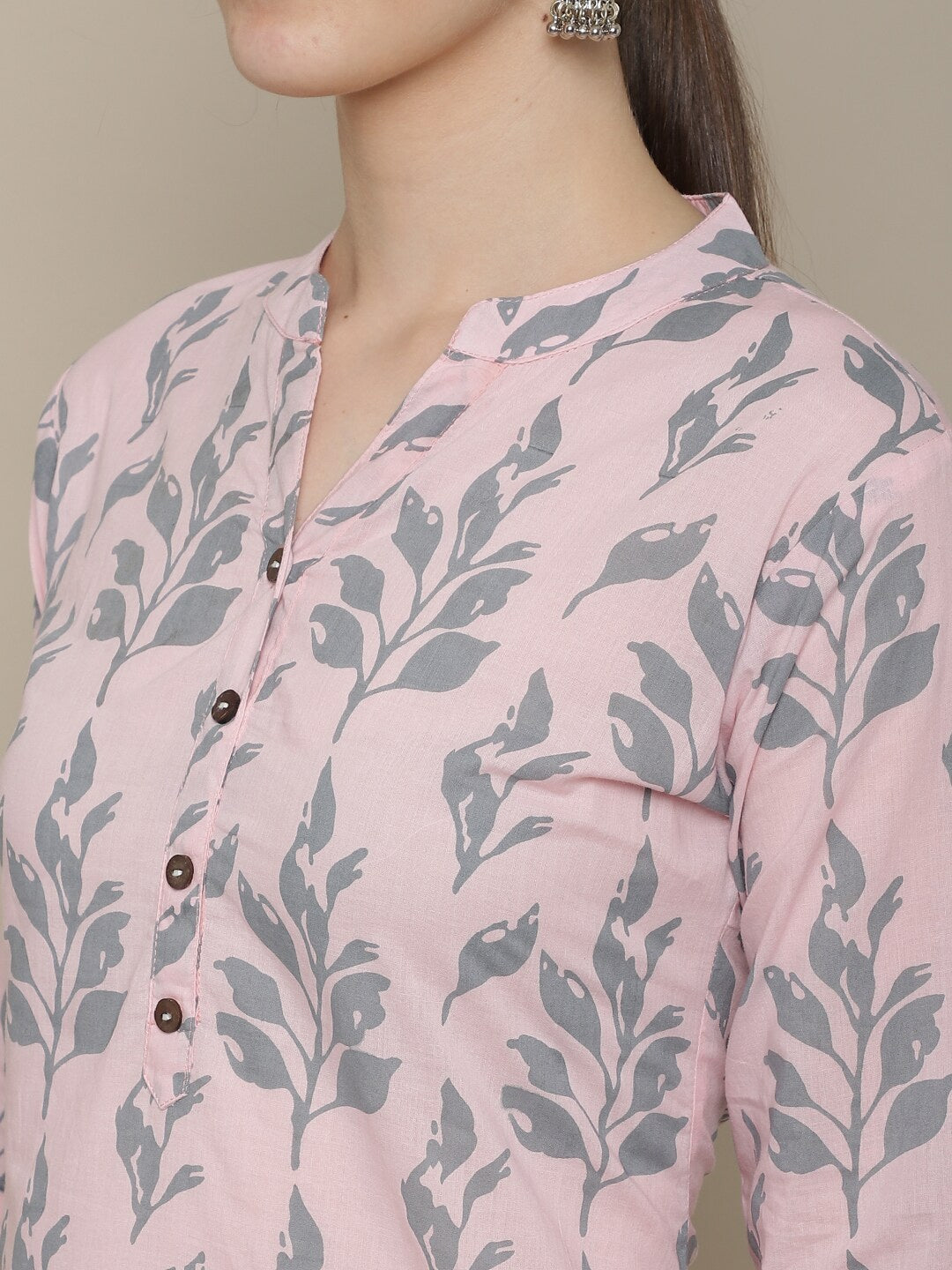 Sangria Women Pink & Grey Floral Printed Kurta - Distacart