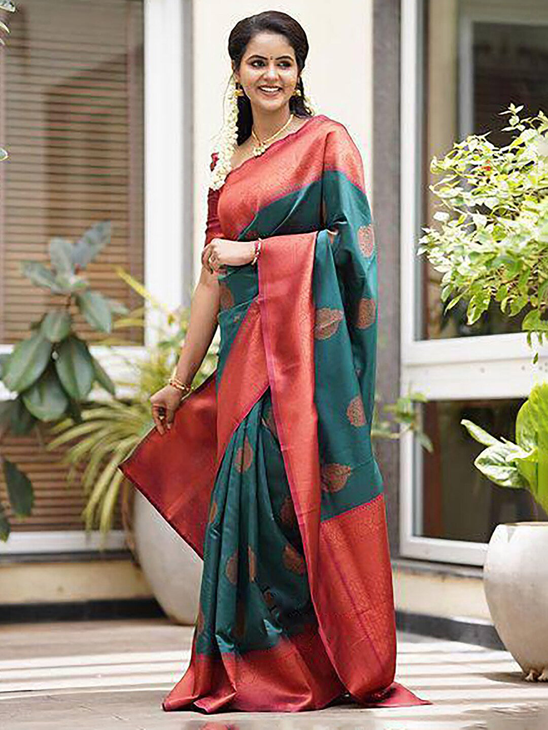 Kalini Ethnic Motifs Woven Design Zari Kanjeevaram Saree - Distacart