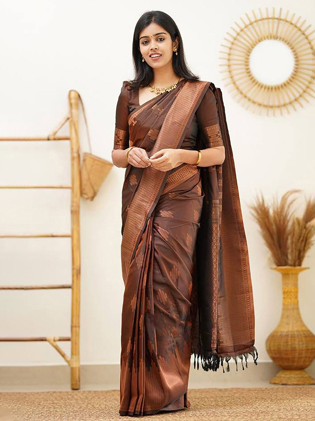 Kalini Ethnic Motifs Woven Design Zari Banarasi Saree - Distacart