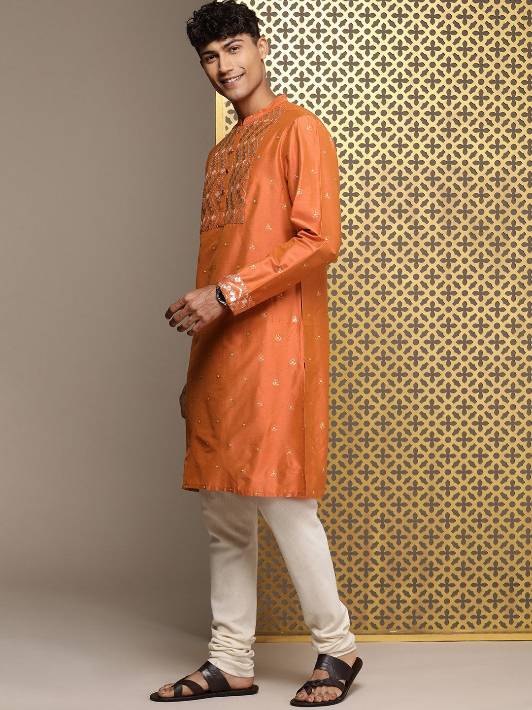 House of Pataudi Jashn Ethnic Motifs Yoke Design Sequinned Kurta - Distacart