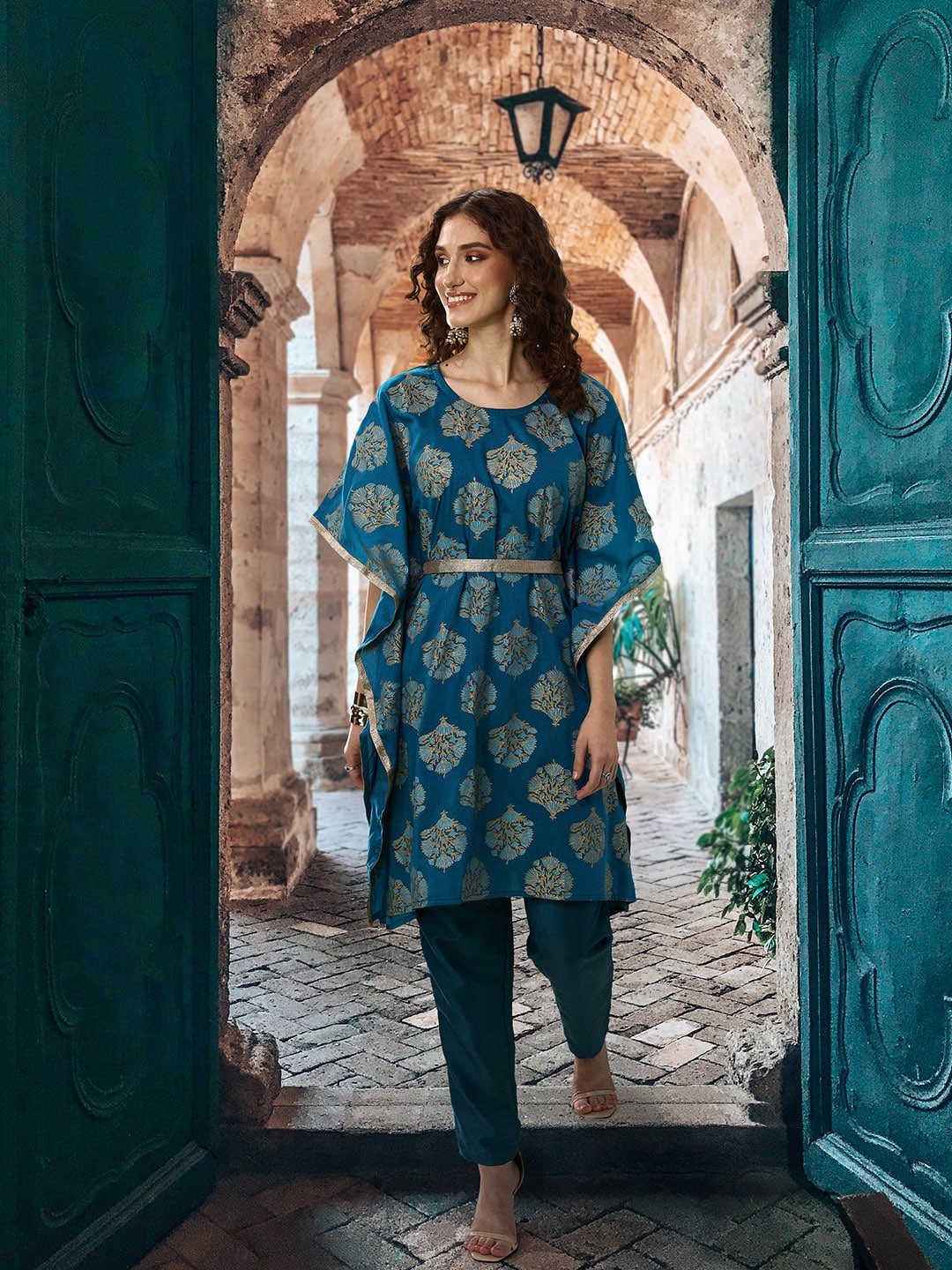 Sangria Ethnic Motifs Printed Gotta Patti Kurta with Trousers - Distacart
