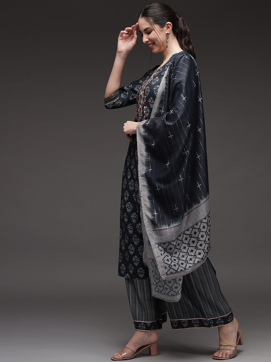 Kalini Women Floral Printed Kurta With Palazzos & Dupatta - Distacart