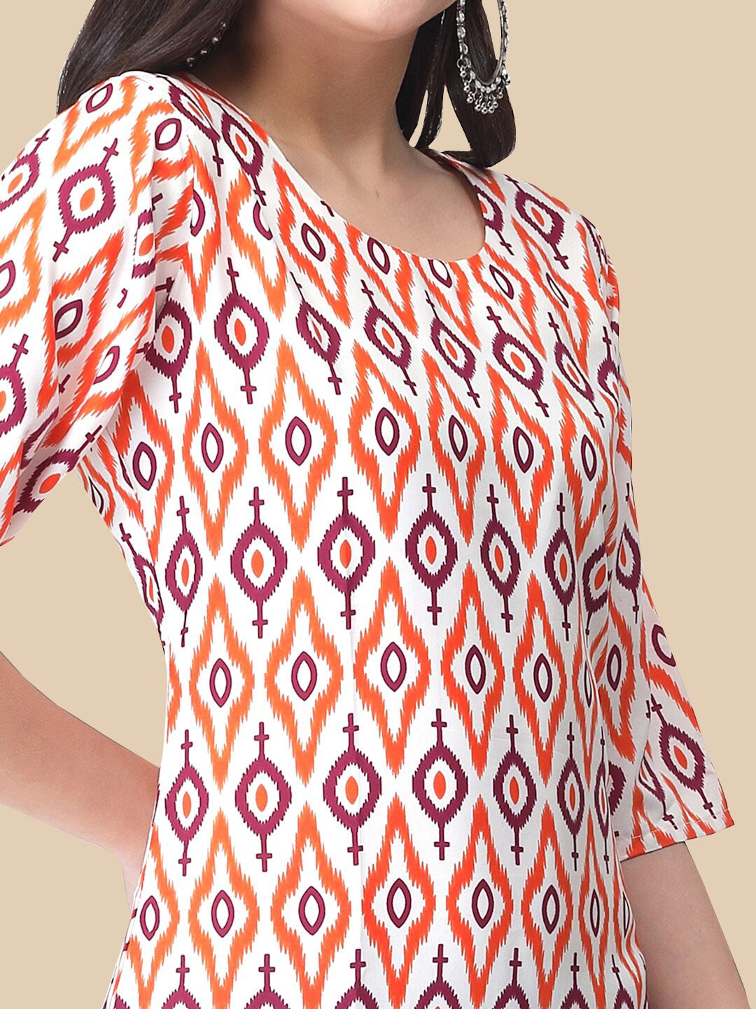 Kalini Geometric Printed Printed Regular Kurta with Trousers - Distacart