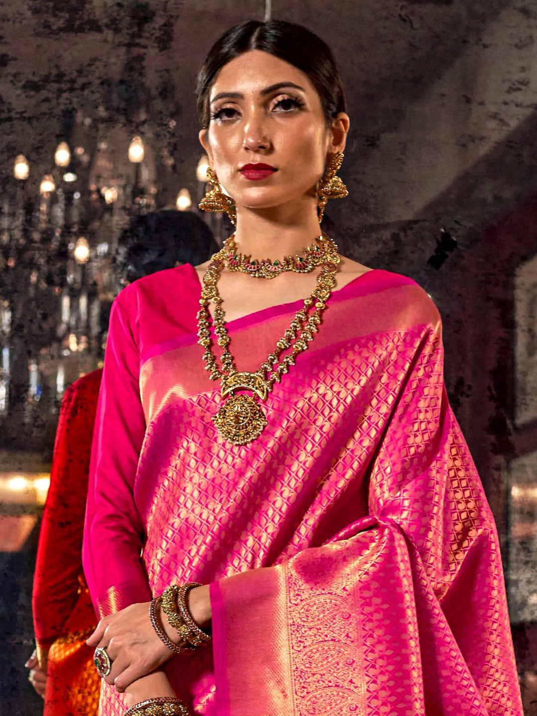 Mitera Pink & Golden Ethnic Motifs Zari Silk Blend Kanjeevaram Saree - Distacart