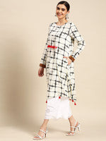 Thumbnail for Sangria Women Checked Kurta with Tassel Detailing - Distacart