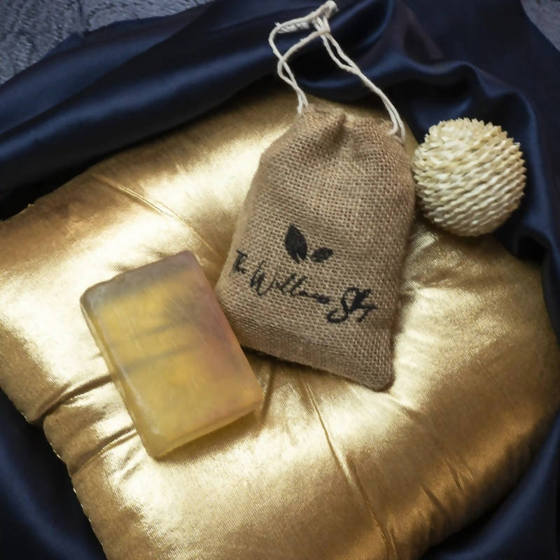 The Wellness Shop Tea Tree And Rosemary Anti-Bacterial Soap