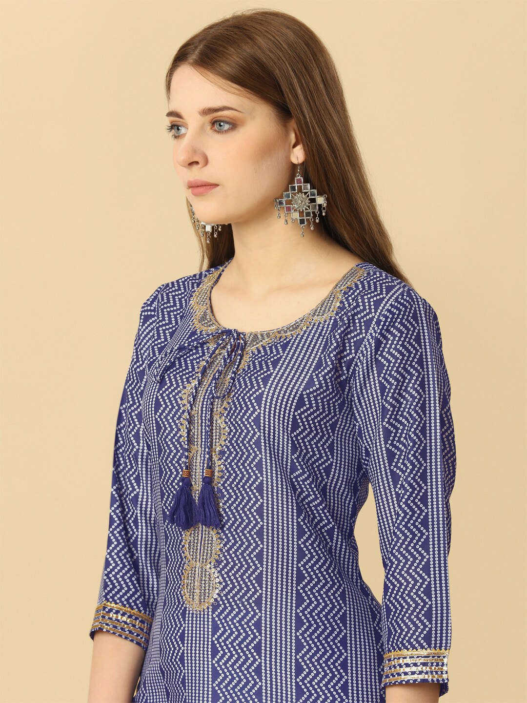 HERE&NOW Blue & White Tie-Up Neck Bandhani Printed Sequined Straight Kurta - Distacart