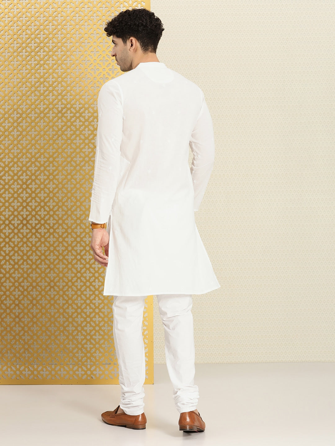 House of Pataudi Men Chikankari Embroidered Pure cotton Jashn Kurta with Churidar - Distacart