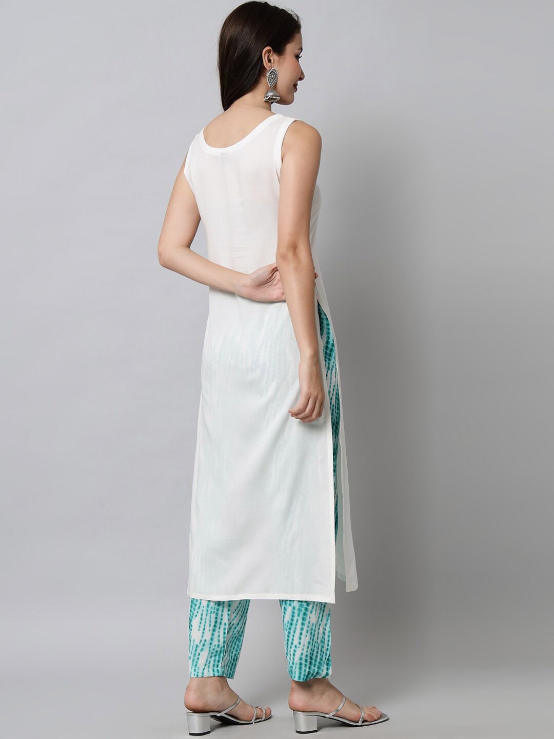 Kalini Women White & Blue Viscose Rayon Straight Kurta with Trousers - Distacart
