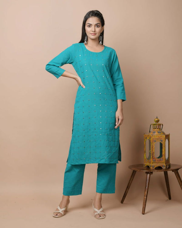 Kaajh Women's Green Solid Mirror Embellishment Kurta - Distacart
