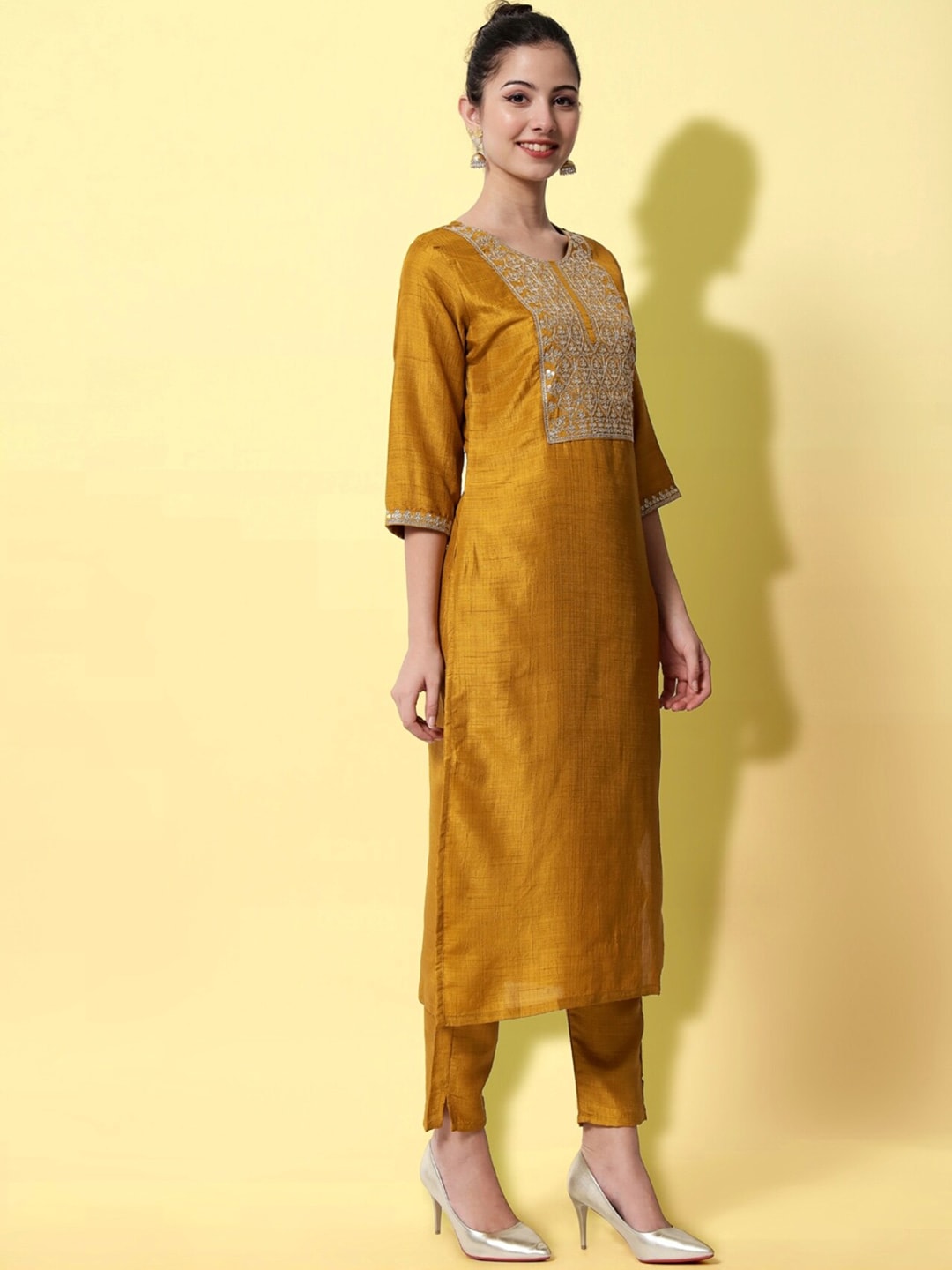 Kalini Ethnic Motifs Yoke Design Regular Thread Work Kurta with Trousers & With Dupatta - Distacart