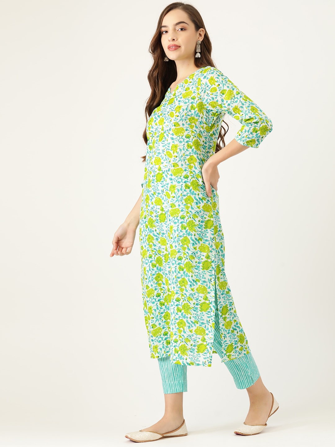 Sangria Women Blue & Yellow Floral Printed Pure Cotton Kurta with Trousers - Distacart