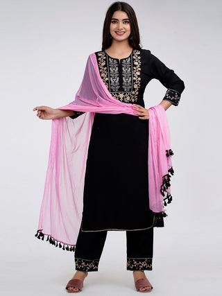 Kalini Floral Yoke Design Thread Work Kurta with Trousers & Dupatta - Distacart