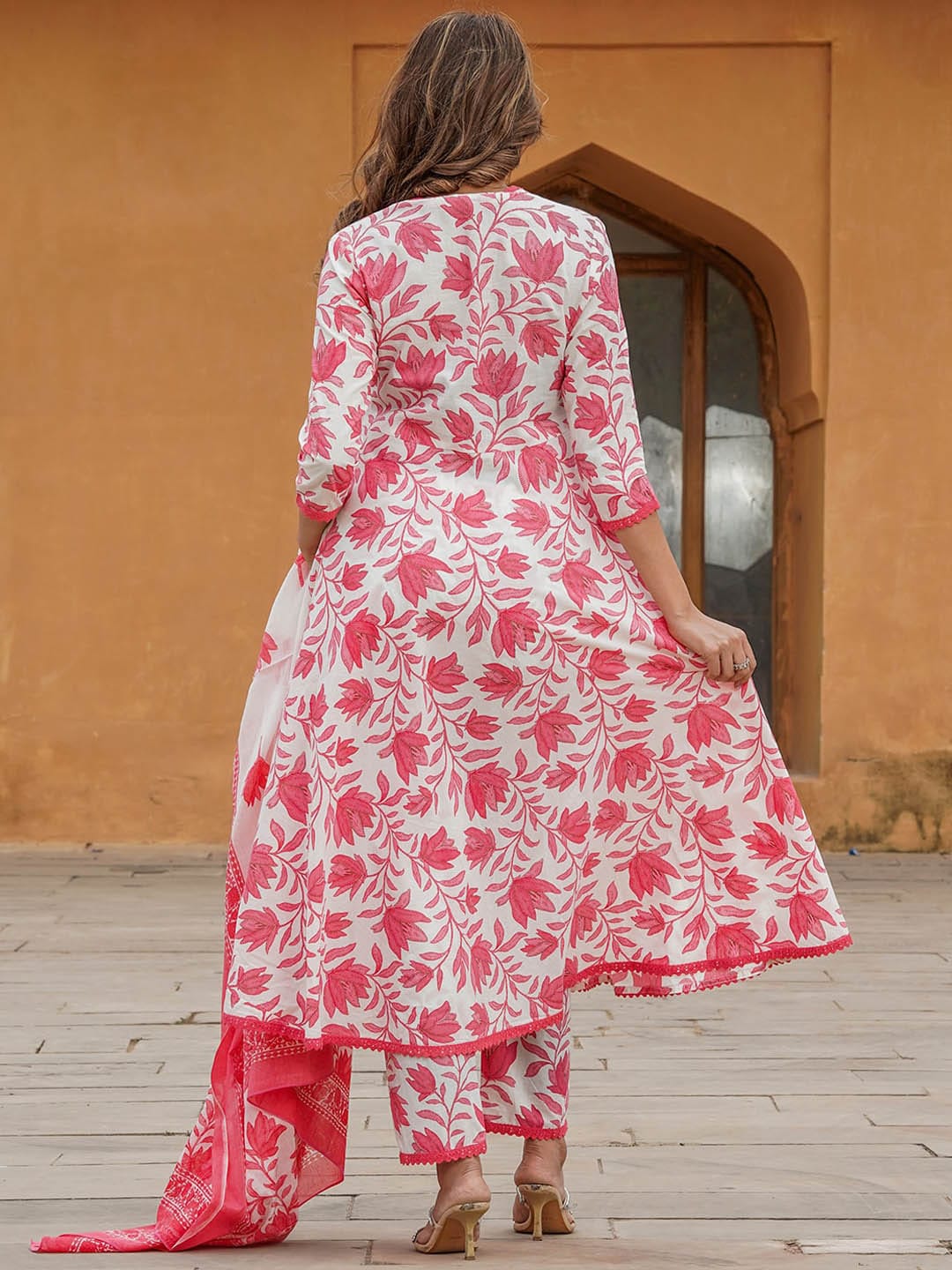 Kalini Floral Printed V-Neck Regular Kurta With Trousers & Dupatta - Distacart