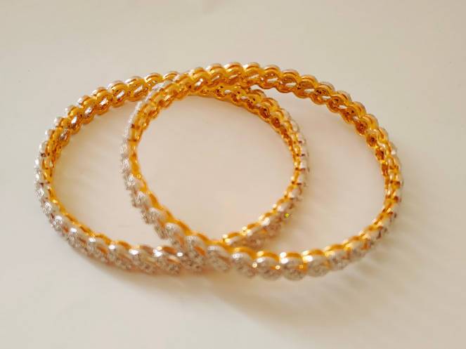 Ad Bangles of Size 2’6