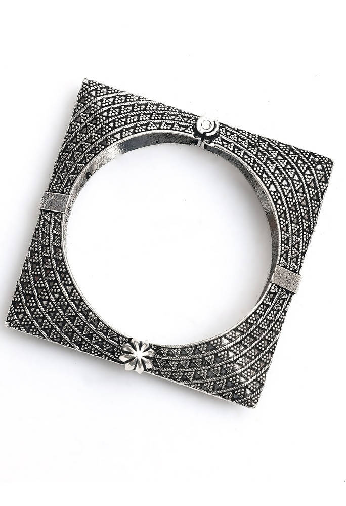 Mominos Fashion Kamal Johar Oxidised German Silver-Plated Handcraft Bracelet