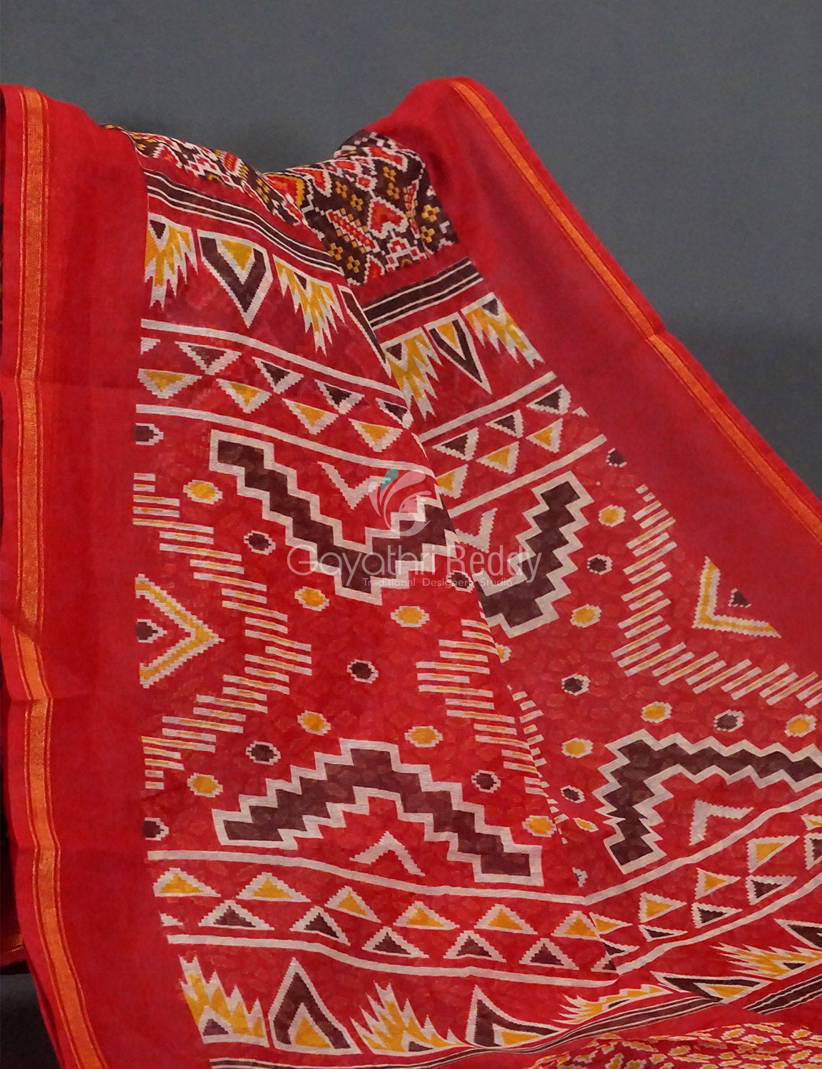 Brown And Red Coloured Patola Print Semi Chanderi Saree By Gayathri Reddy Designer Studio - Distacart