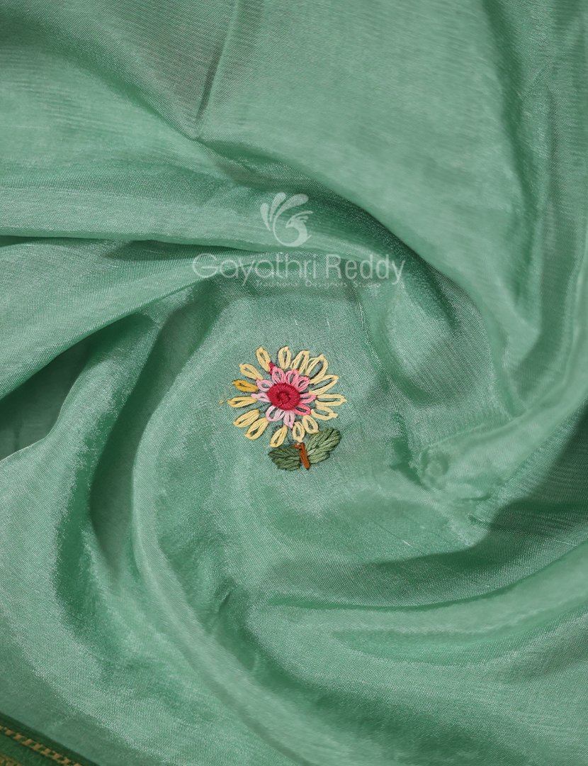 Vibrant Bright Red With Floral Motifs Pure Dola Silk Saree By Gayathri Reddy Designer Studio - Distacart