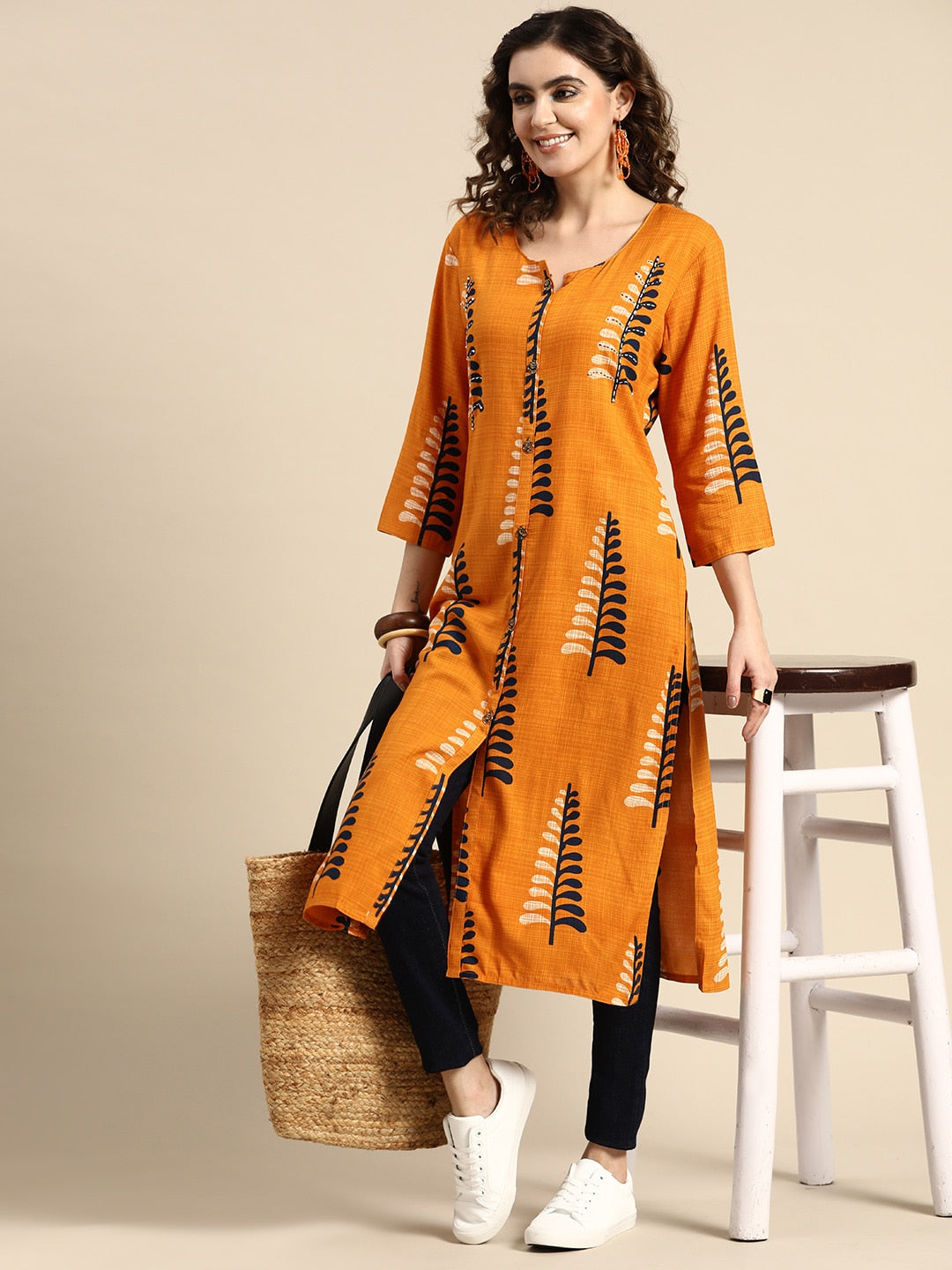 Sangria Women Floral Printed Kurta - Distacart