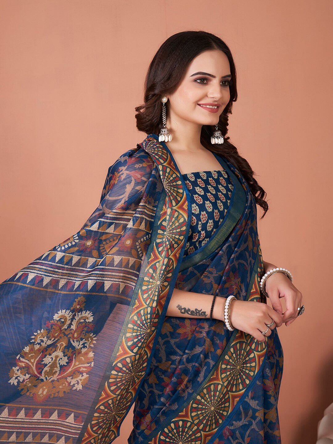 Saree Mall Floral Printed Sarees - Distacart