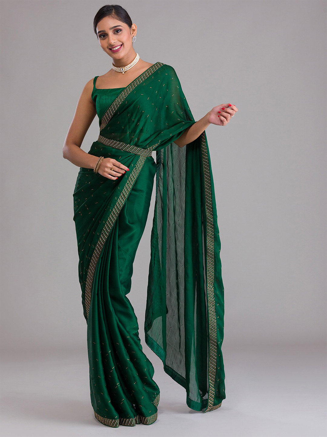 Koskii Green & Gold-Toned Embellished Beads and Stones Saree - Distacart