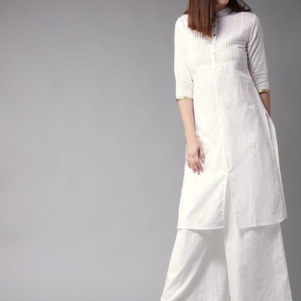 Here&Now Women White Solid Straight Kurta