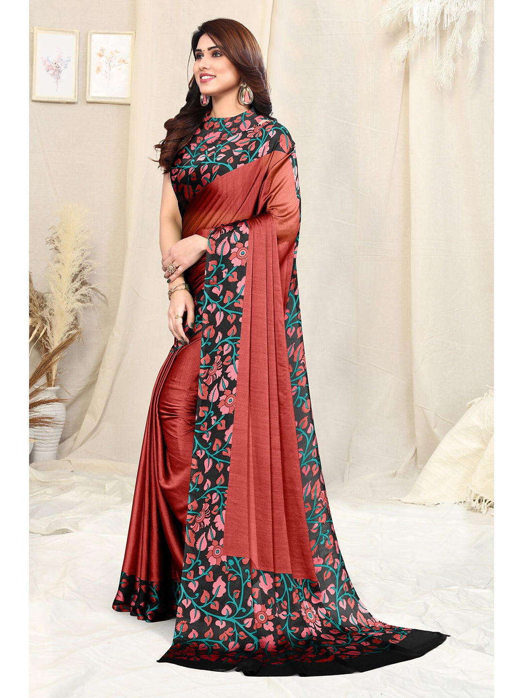 Kalini Floral Printed Bordered Saree - Distacart